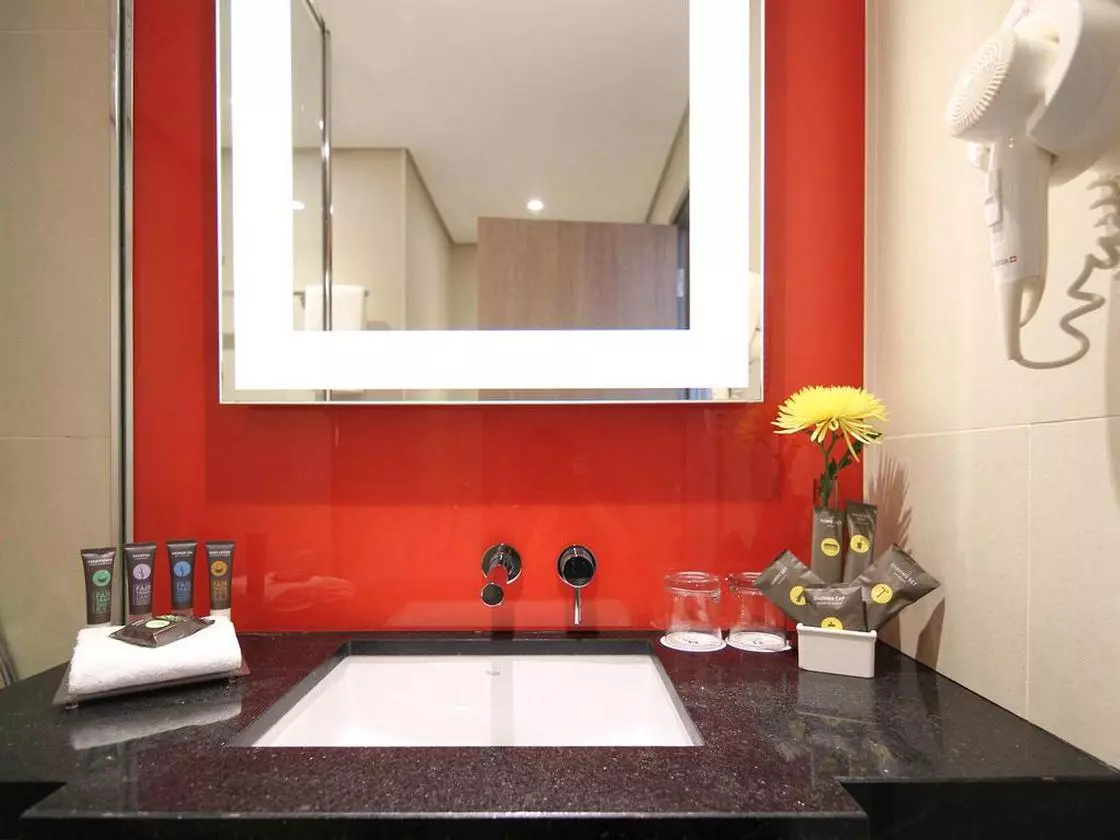 NOVOTELWTC_SHABAVIZ (7).jpg